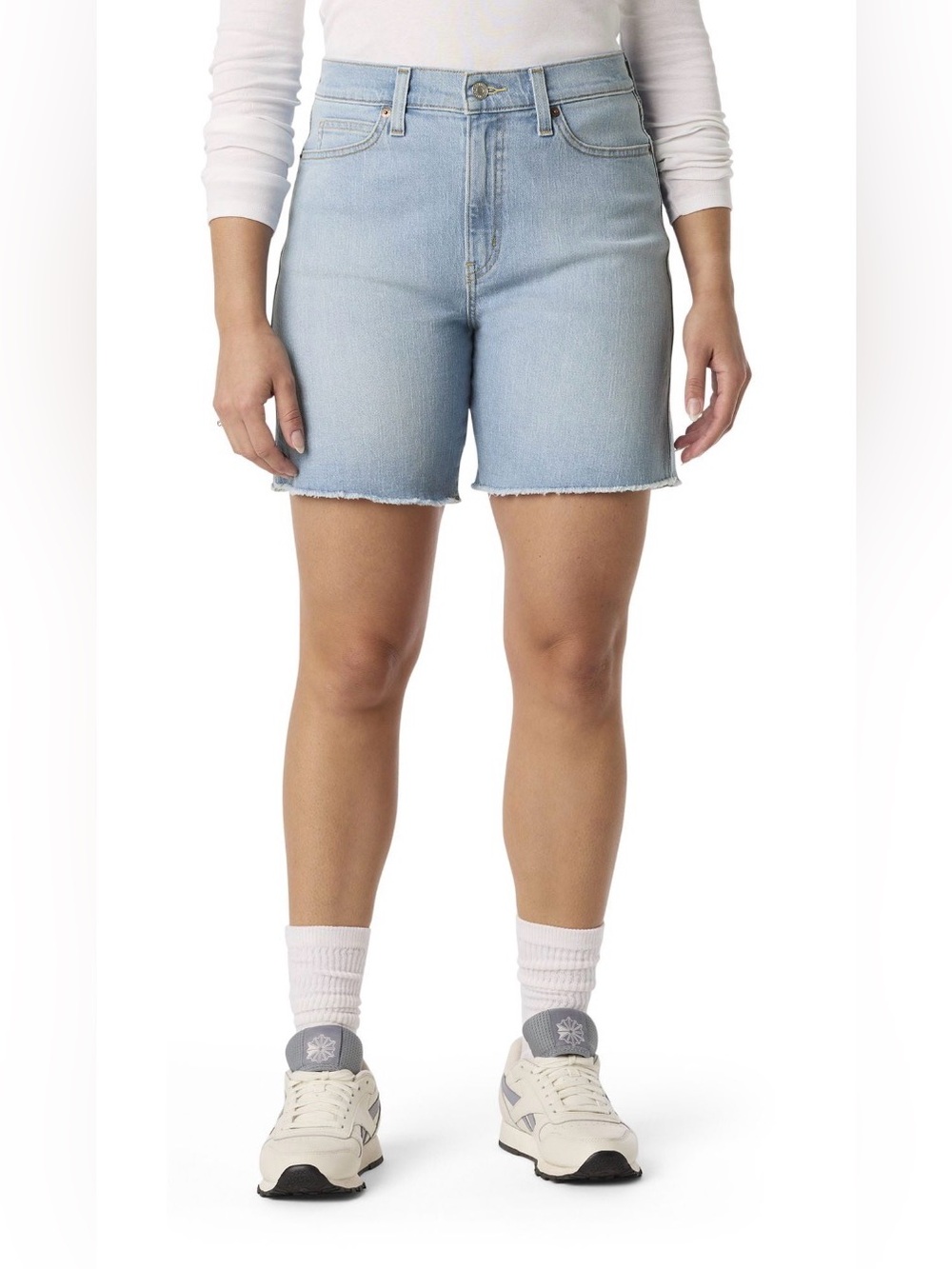 Signature by Levi Strauss Women’s Vintage Relaxed Mid Thigh Shorts